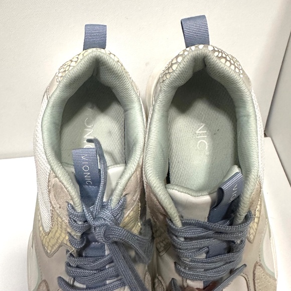 Vionic Aris Lace Up Arch Support Sneakers Size 8 - Picture 13 of 13